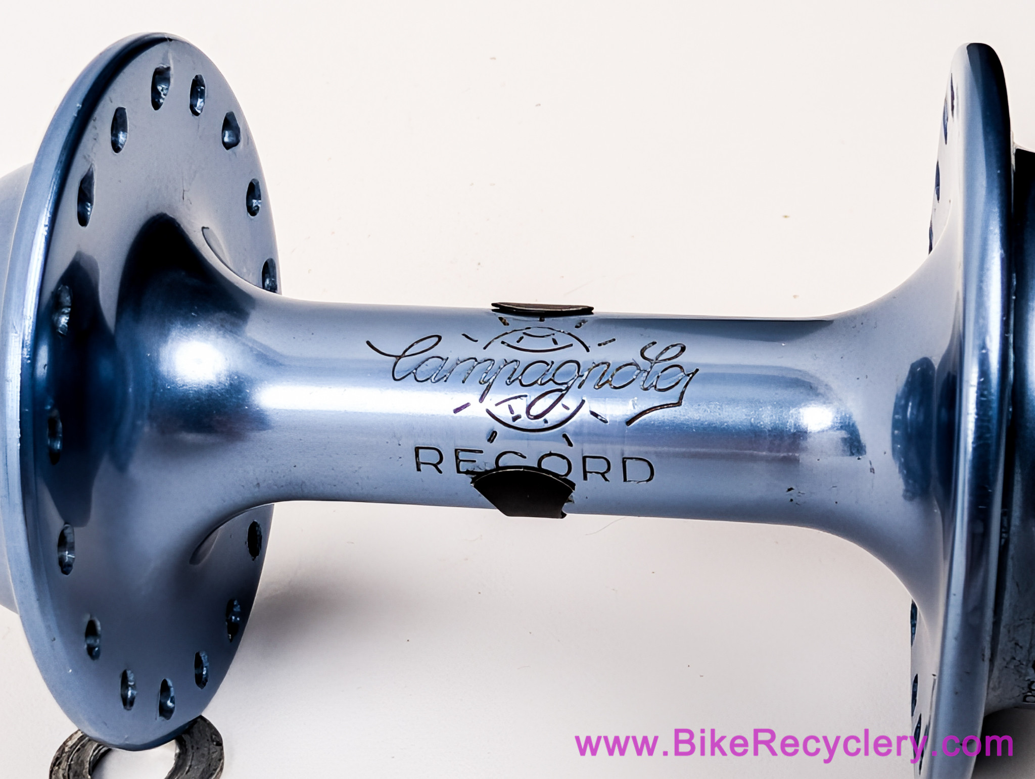 Campagnolo #1034 Nuovo Record Blue Anodized Rear Hub: Low Flange - 36H (Near Mint)