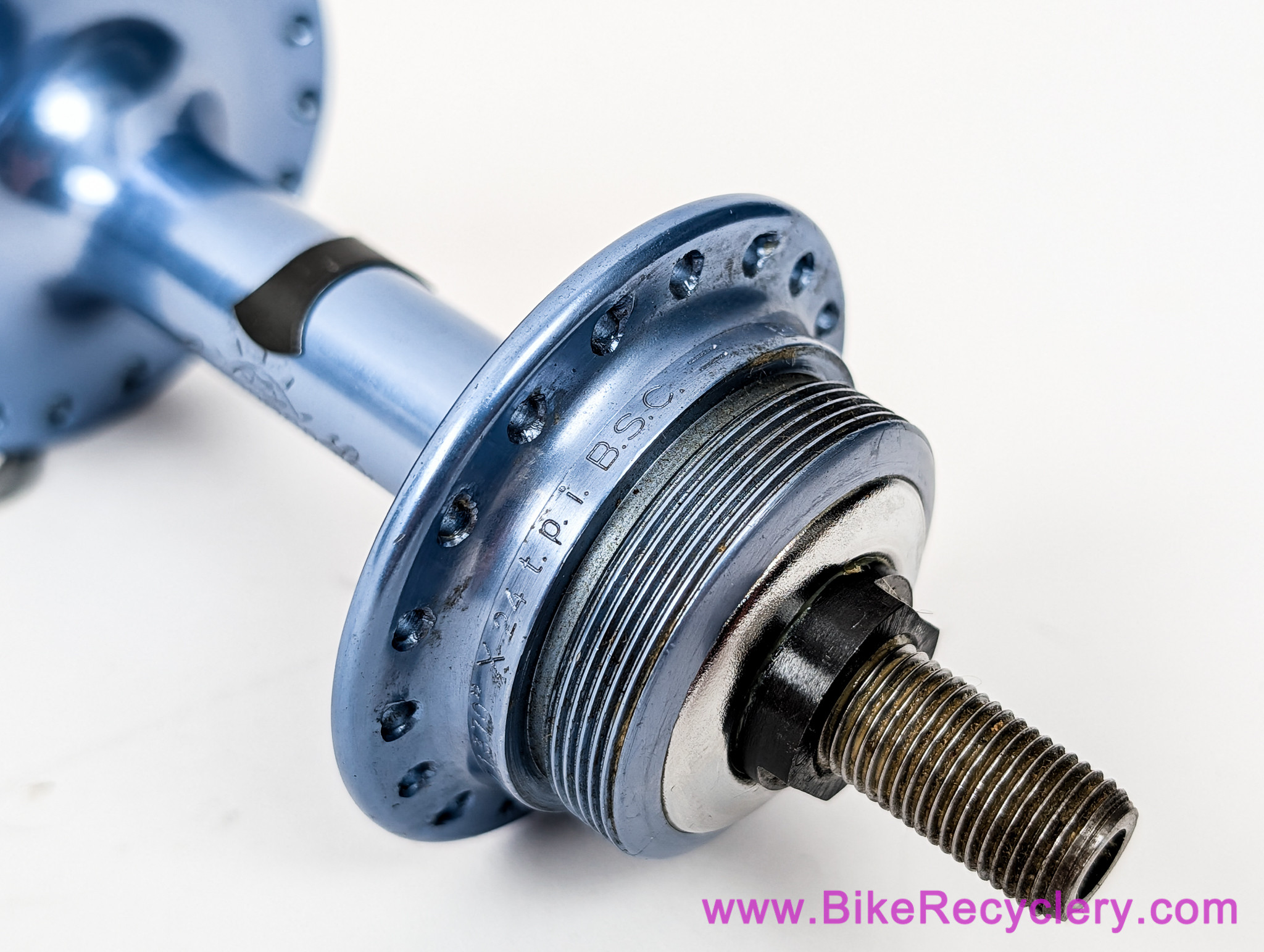Campagnolo #1034 Nuovo Record Blue Anodized Rear Hub: Low Flange