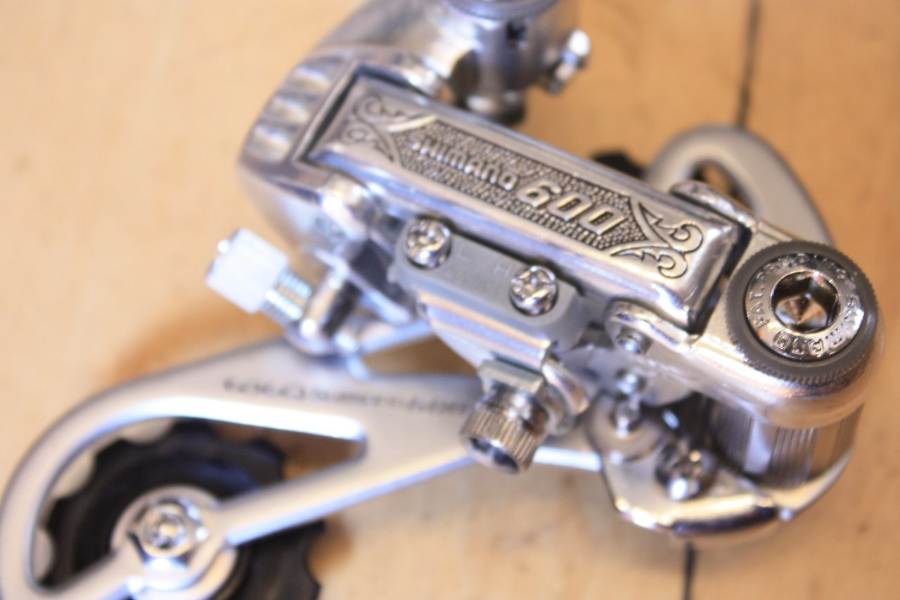 NIB 1983 Shimano 600 EX Arabesque Rear Derailleur: Mid Cage - Bike