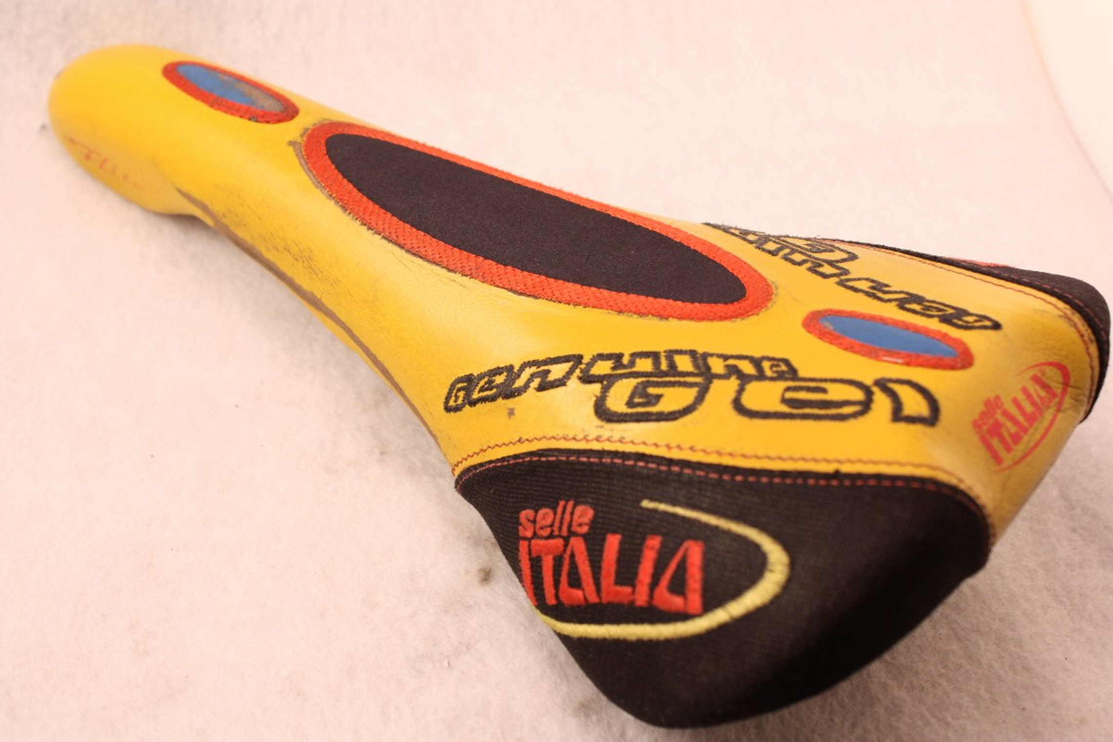 SELLE ITALIA Flite genuine gel ロード ピスト Selle Italia Flite Genuine Gel Saddle Yellow - Cicli Berlinetta