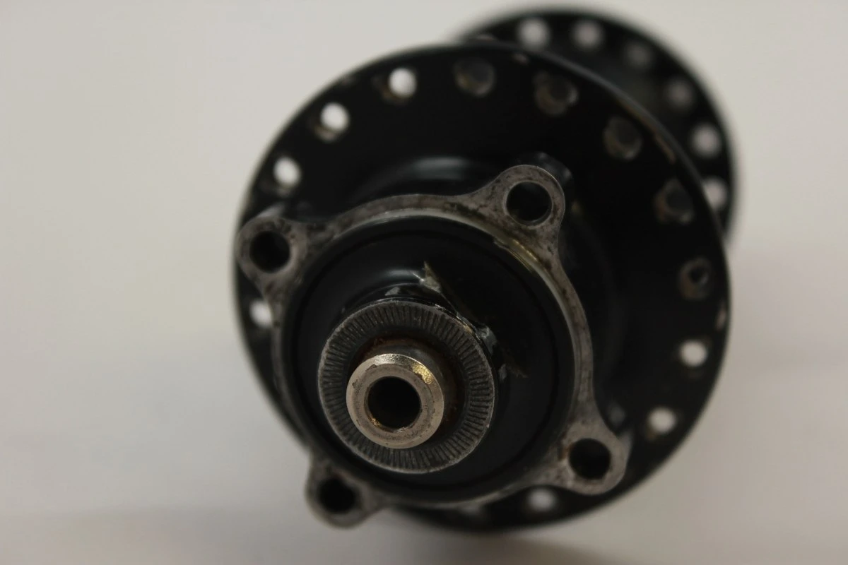 Vintage Formula Carbonino Rear Hub: 4-Bolt Disc Rotor, Evoluzione, 8/9 ...