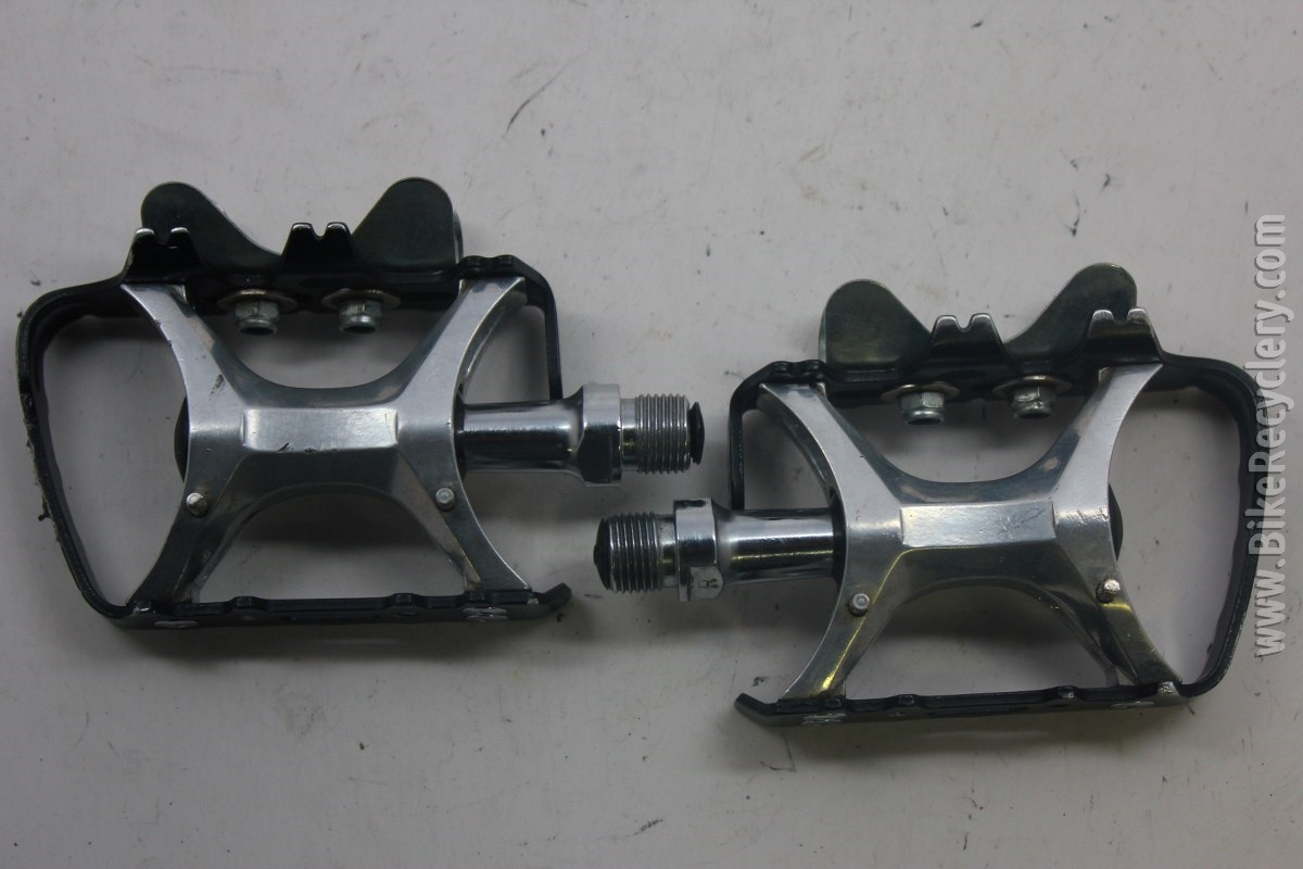 Suntour XC Pro Pedals w/ WTB Toe Flips: WTB Grease Guard, Black