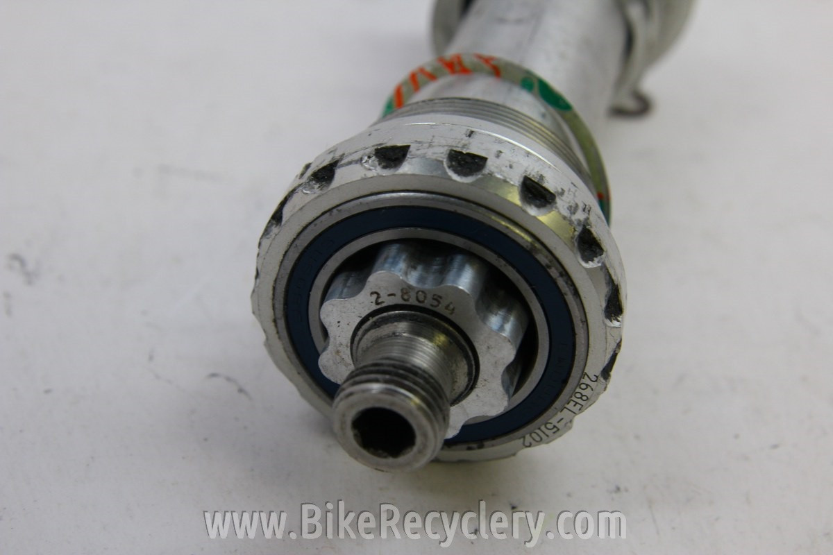Coda 900 C9RD Magic Motorcycle Crankset & Bottom Bracket: Road Tri-Spoke, 172.5mm, 53/39t