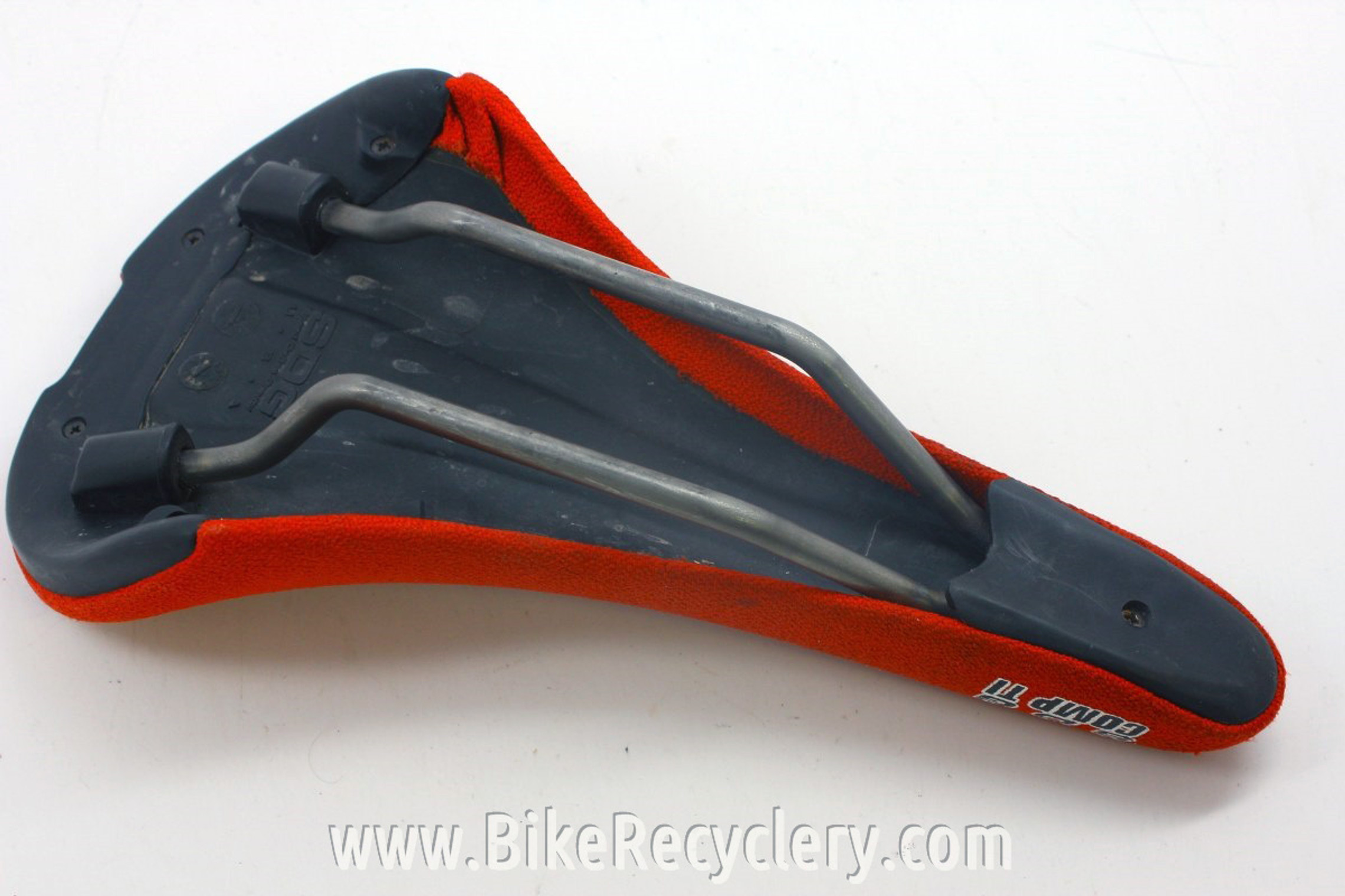Vintage SDG Comp Ti Kevlar Saddle: Red - Bike Recyclery