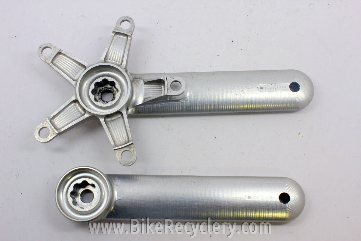 Coda 900 C9SR Magic Motorcycle Crankset & Bottom Bracket: Road 130 BCD, 175mm