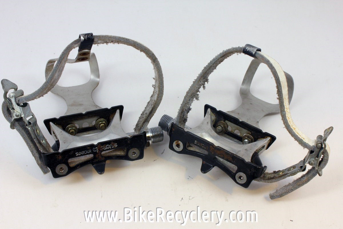 Suntour Cyclone Platform Pedals, MKS Clips & Leather Toe Straps