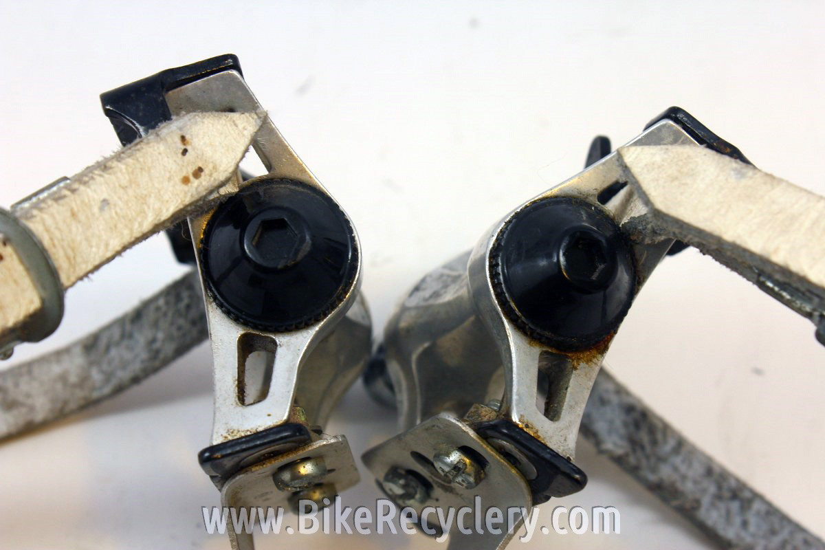 Suntour Cyclone Platform Pedals, MKS Clips & Leather Toe Straps