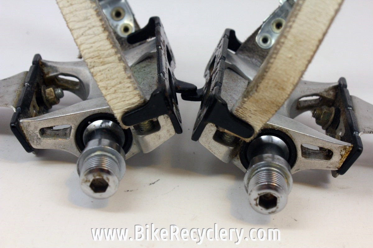 Suntour Cyclone Platform Pedals, MKS Clips & Leather Toe Straps
