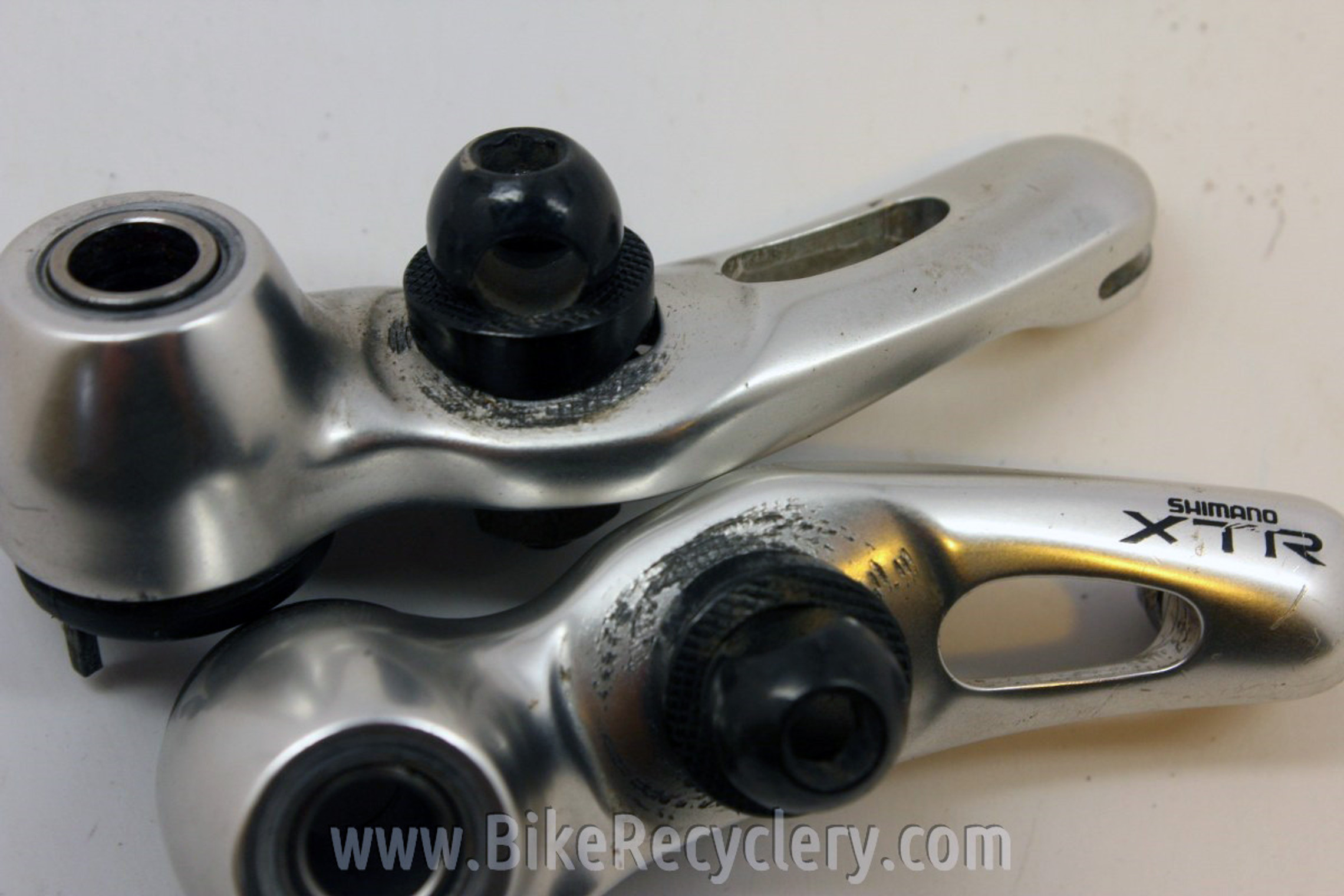 Shimano XTR BR-M900 Cantilever Brake: No Pads - Bike Recyclery