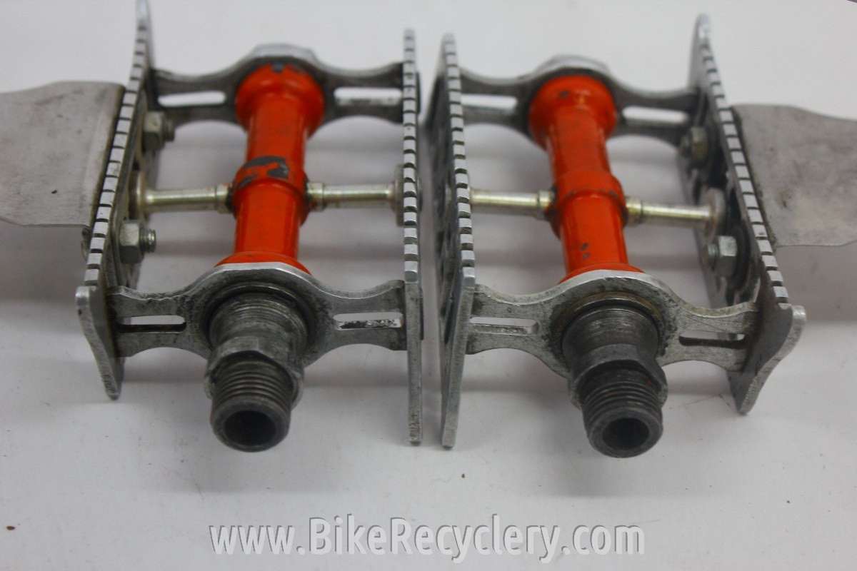 Hobbs of Barbican Lytaloy Pedals & GB Professional Toe Clips: 1940's English Fancy and RARE