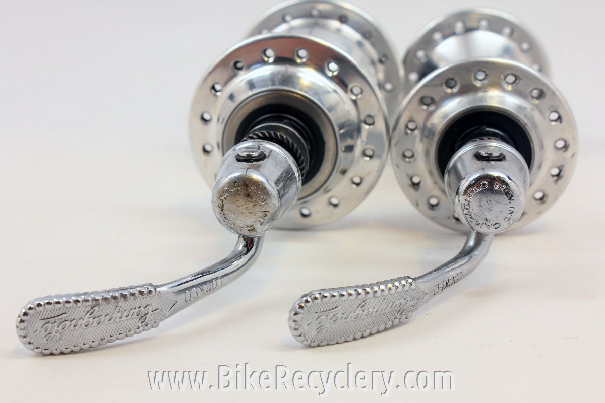 Ancien moyeu arrière Campagnolo 8 vitesses 32 trous 130 mm