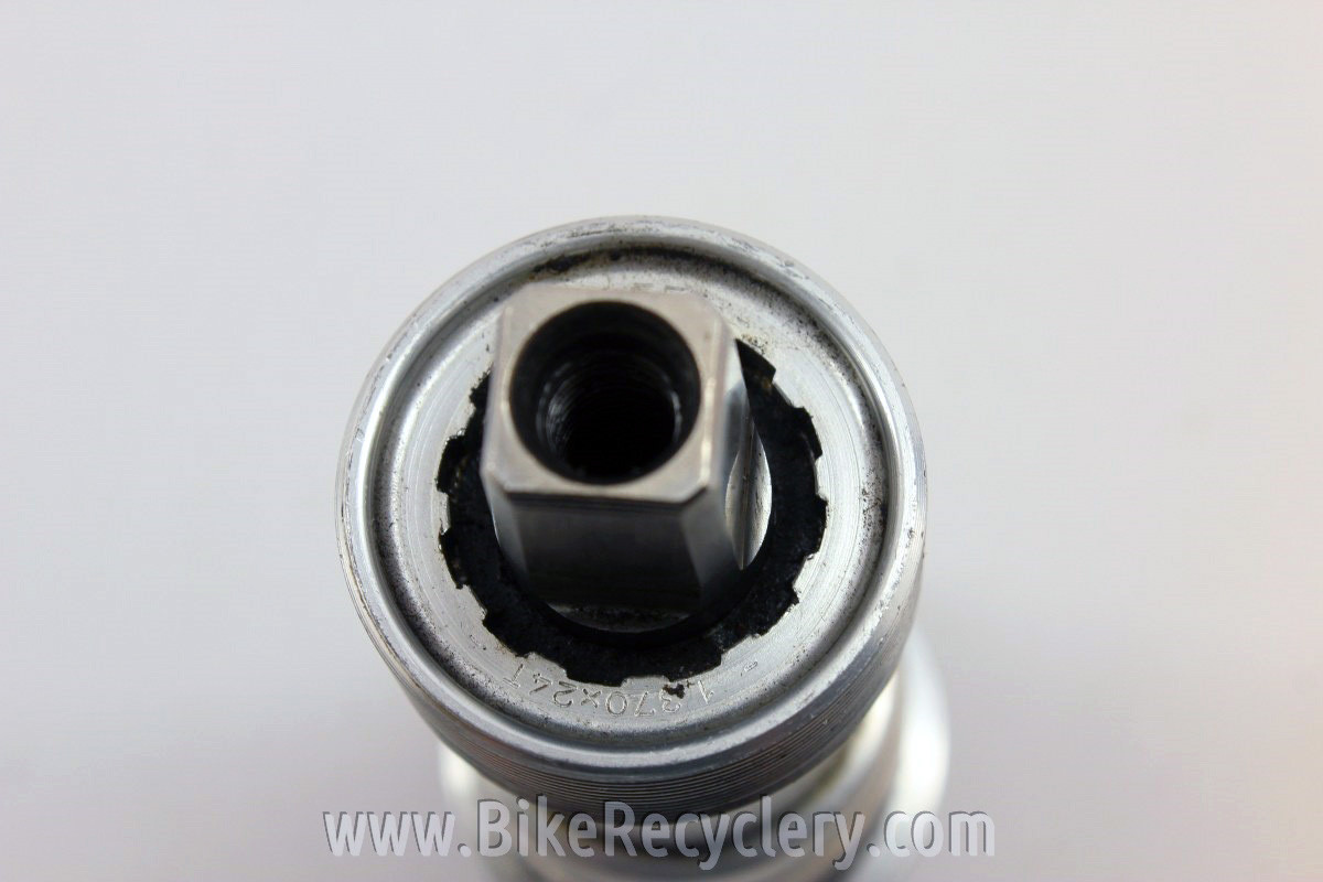 Campagnolo Chorus Square Taper Bottom Bracket: 102mm x 68mm