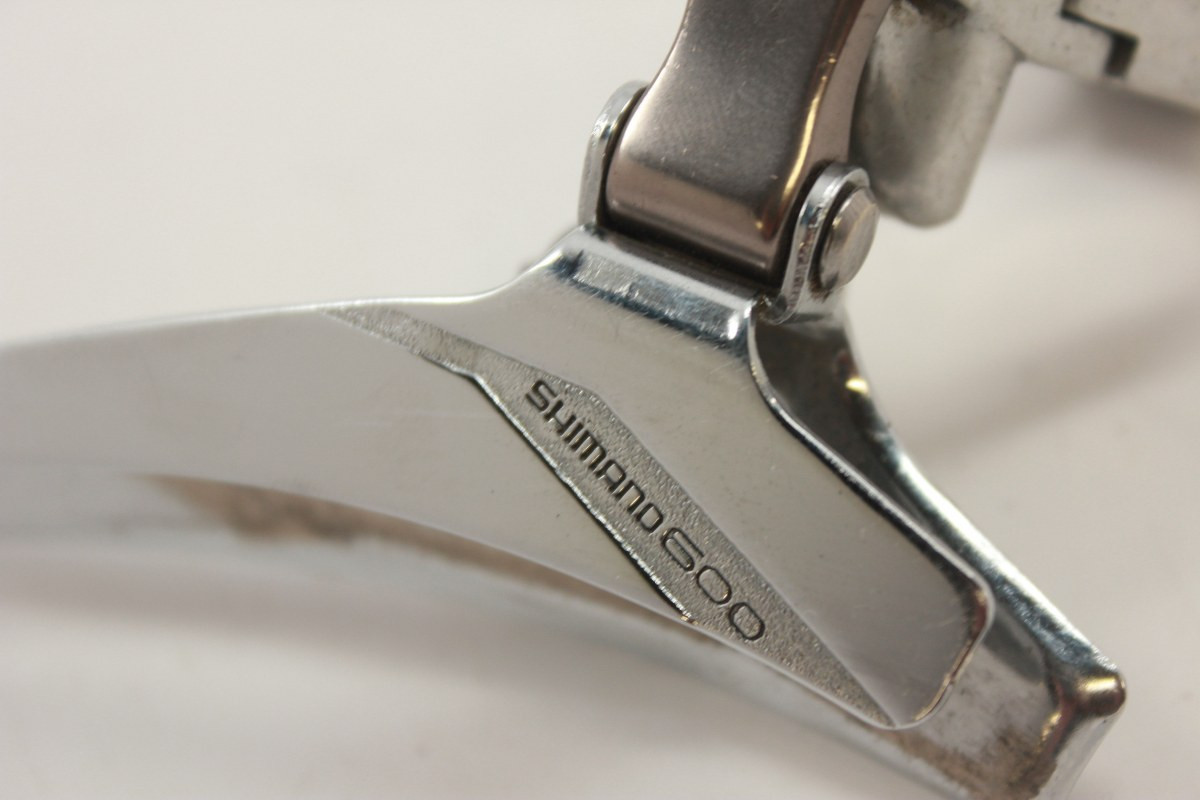 Shimano, Tourney FD-TY600, Dérailleur avant, 3x6/7/8, Swing: Haut Shimano, Tourney FD-TY600, Dérailleur avant, 3x6/7/8, Swing: Haut
