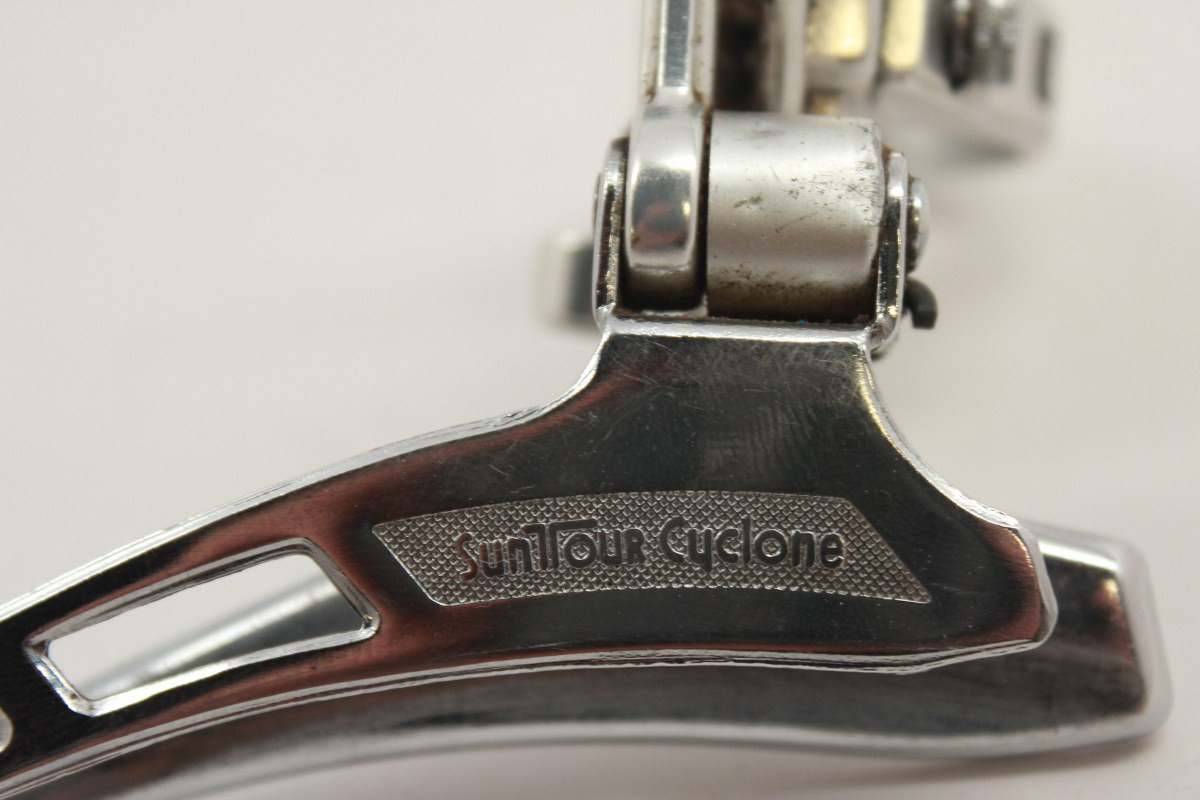 Dérailleur Avant Vintage Suntour Cyclone - Pince-on Argent - Japon
