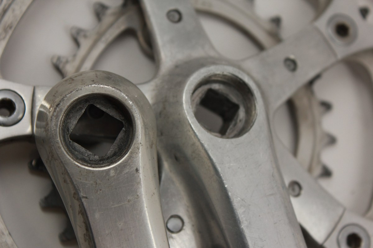 Shimano 600EX FC-6207 TRIPLE Crankset: 170mm, 52/42/28t BioPace
