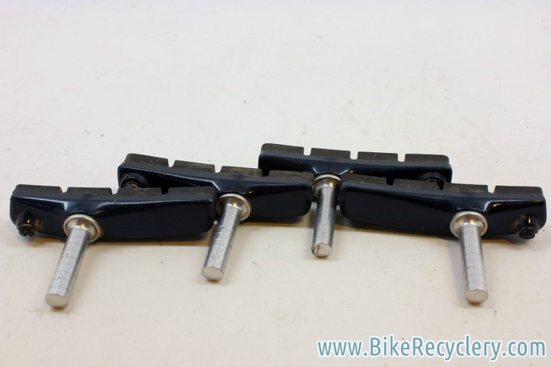 Shimano XTR M900 Brake Pads & Holders MINT Bike Recyclery