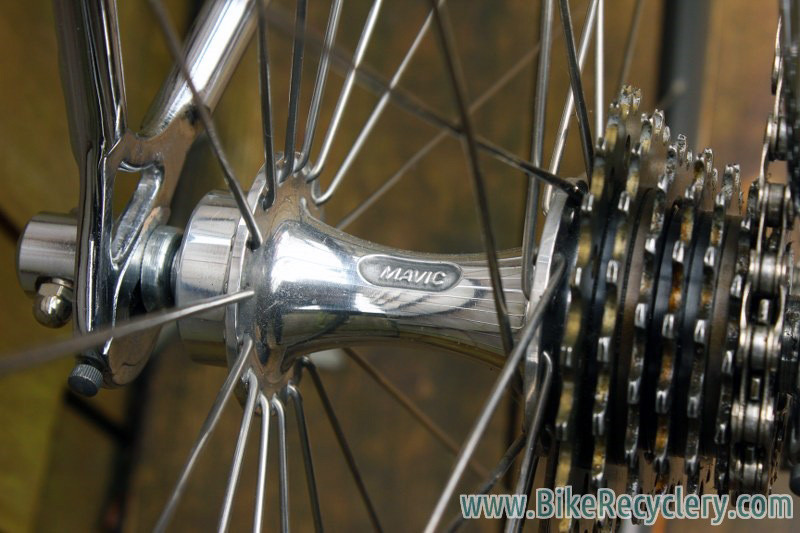 1981 Hetchins Keyhole Spade Custom Road Bike: 55.5cm (c-c), Bob Jackson Built, Top Spec Build, Barely Ridden & Mint, Black w/ Full Chrome Stays/Fork