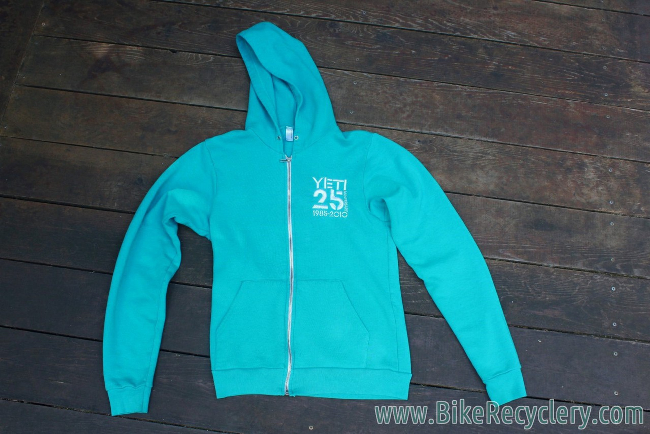 yeti cycles hoodie