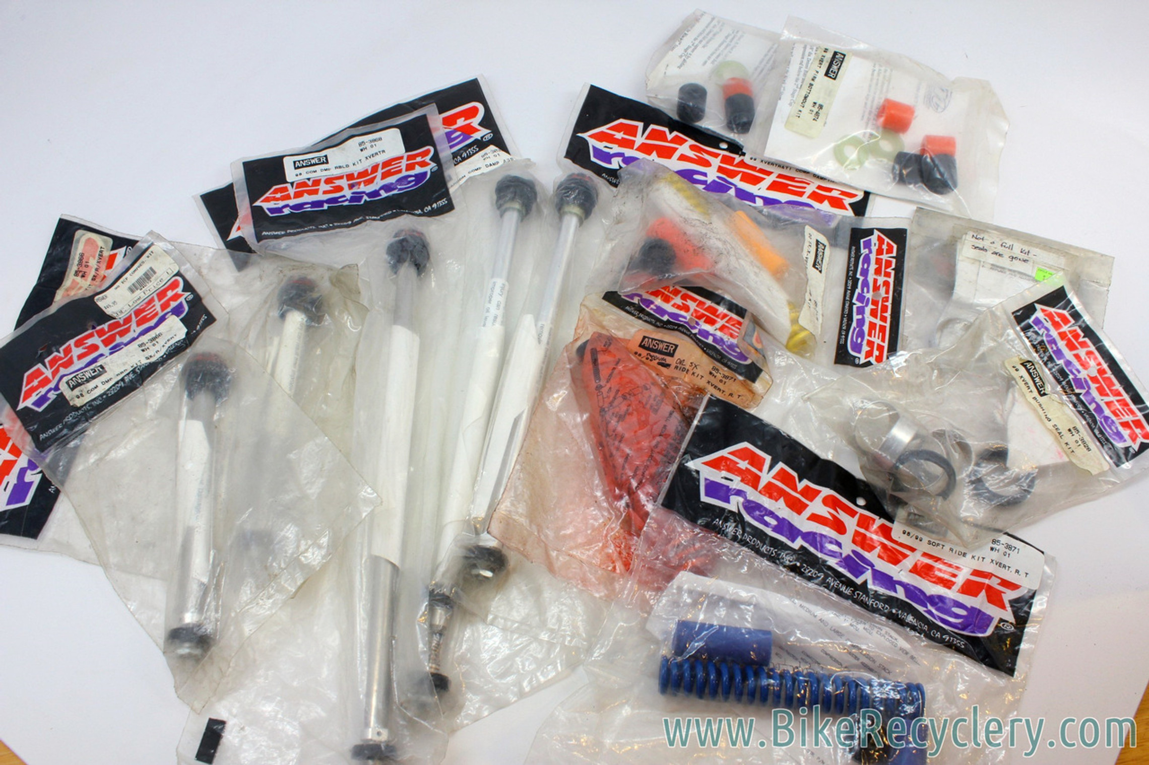 BIG Lot of Manitou X-Vert Rebuild Parts: Dampers