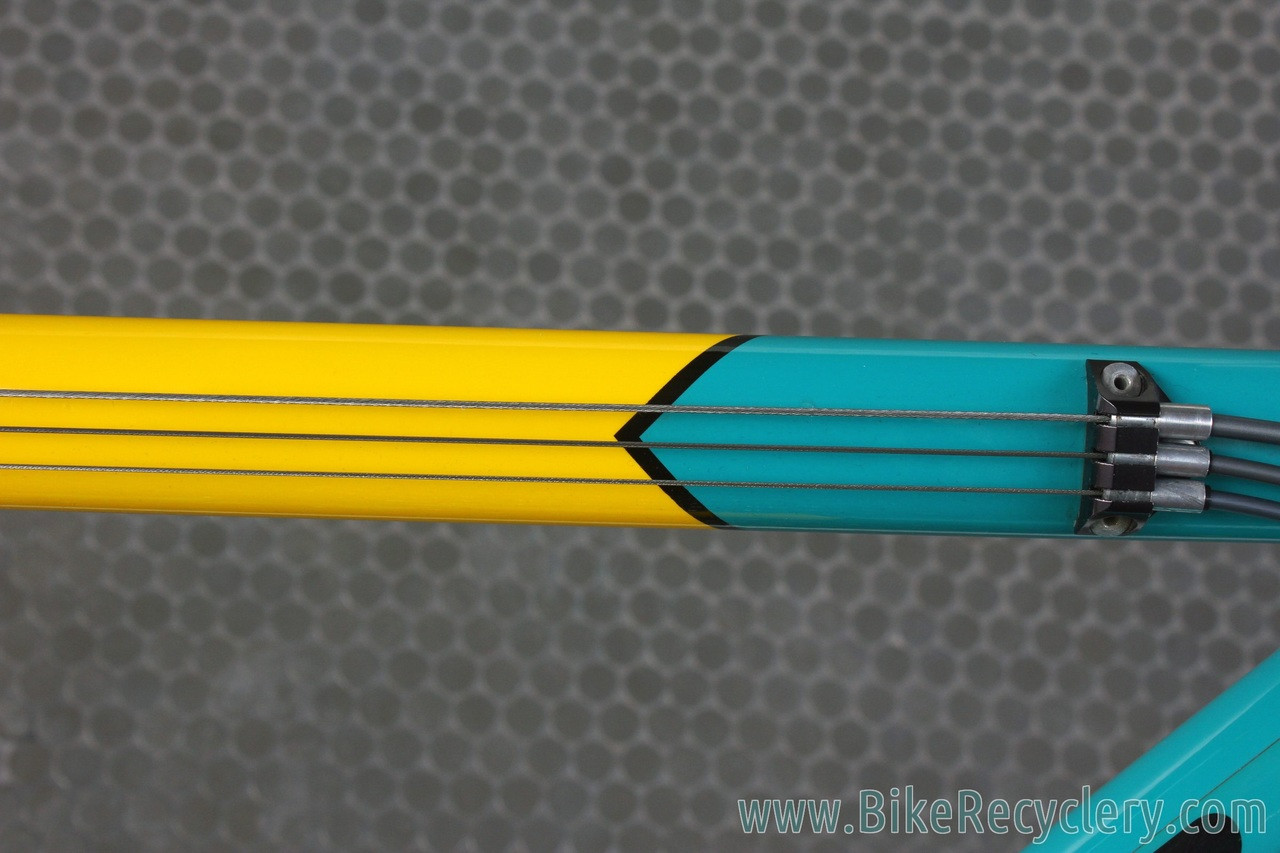 1992 Vintage Yeti ARC Mountain Bike: 19.5" - Cook Bros - Ringle - XTR M900 - White Industries - Original Paint