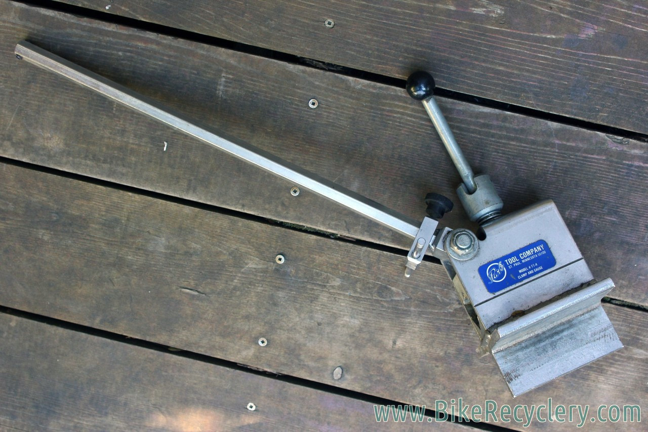 bicycle fork straightening tool