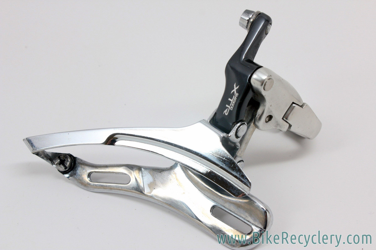 Shimano XTR FD-M900 Front Derailleur: 28.6mm - Bottom Pull (Near