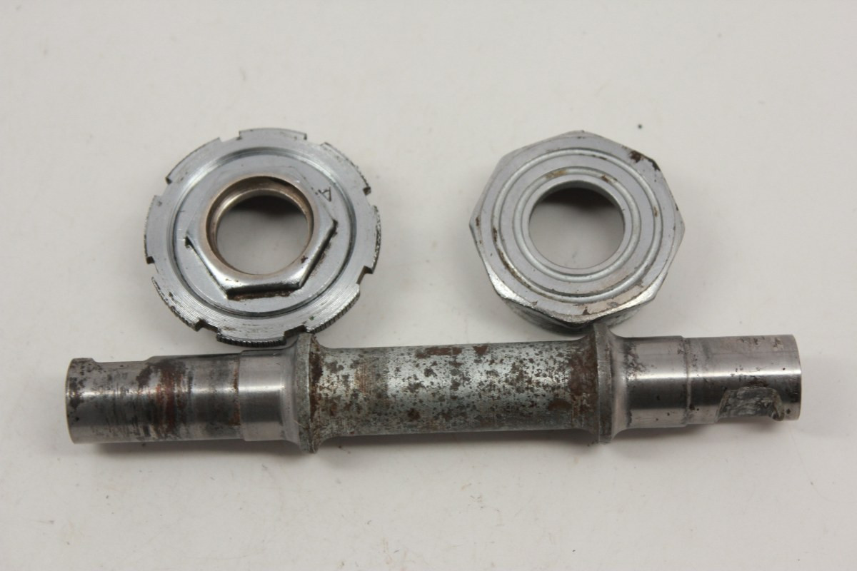 crankset - How to tighten a loose bottom bracket? - Stack Exchange