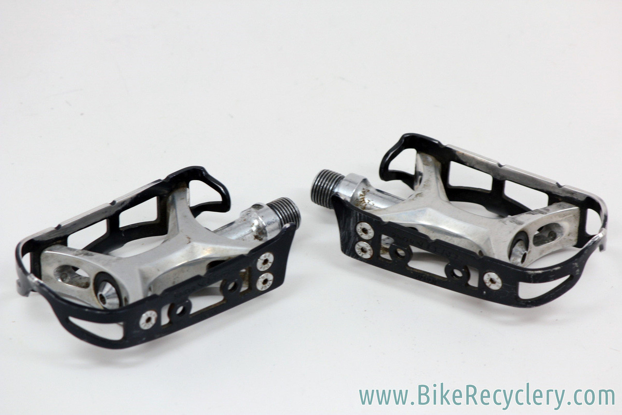 Suntour Superbe Pedals: 1980's Black Cages PL-4000 Bike