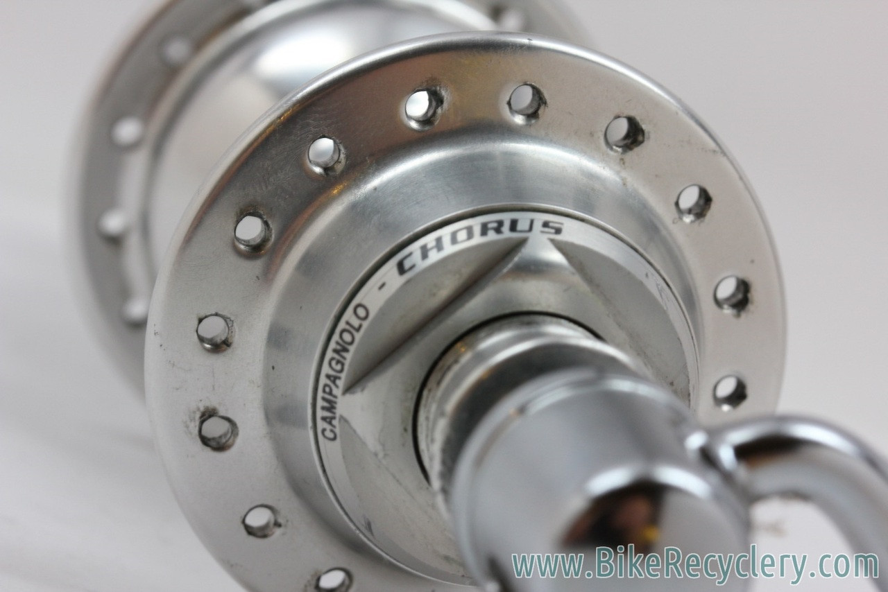 Campagnolo Chorus Rear Hub: 9/10/11 Speed - 1999-2006 O.S. Axle
