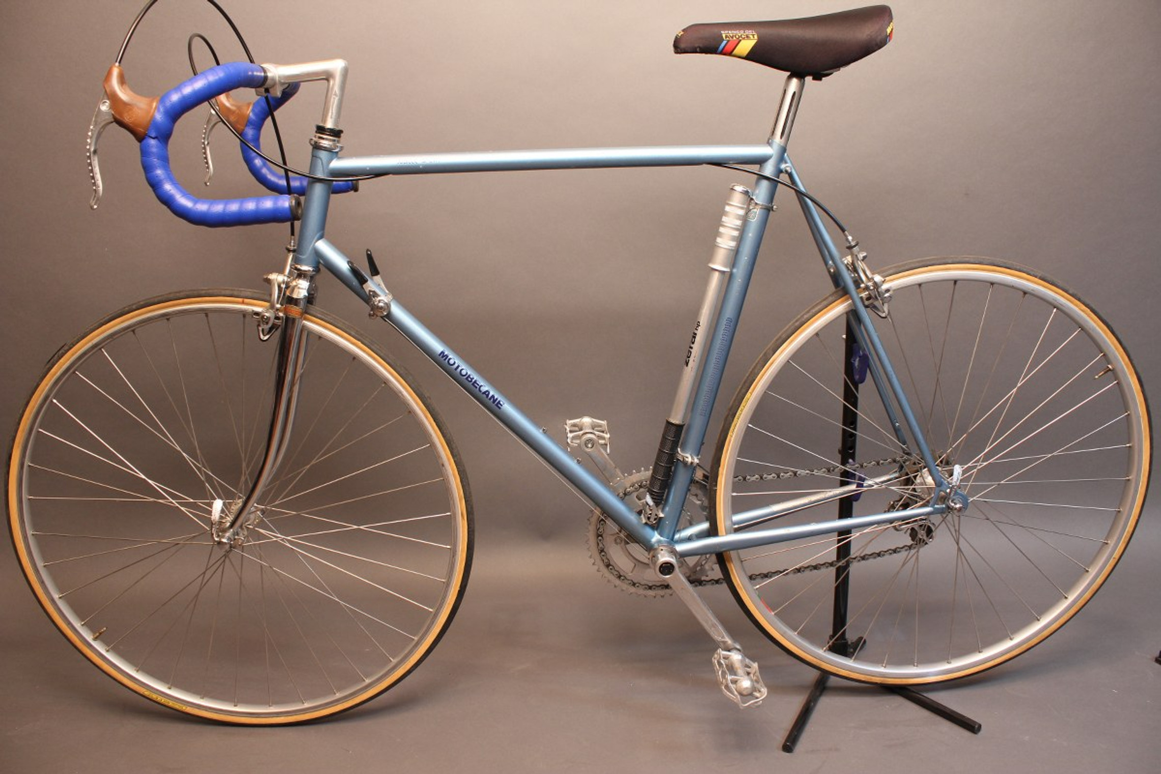 Early 1980's Motobecane Jubilee Sport Vintage Road Bike: 58cm 