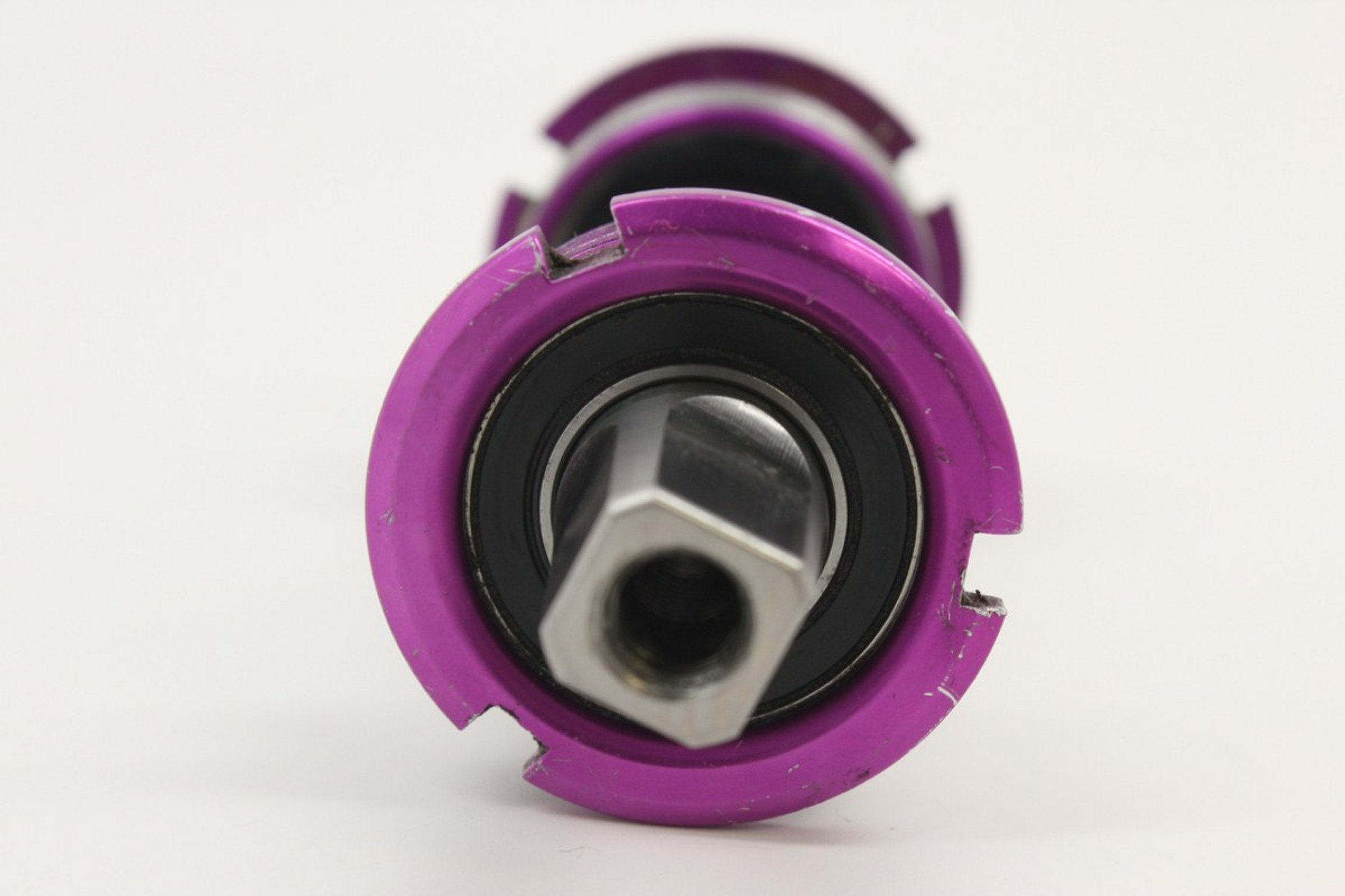 Action Tec Attack Titanium Square Taper Bottom Bracket: 3DV