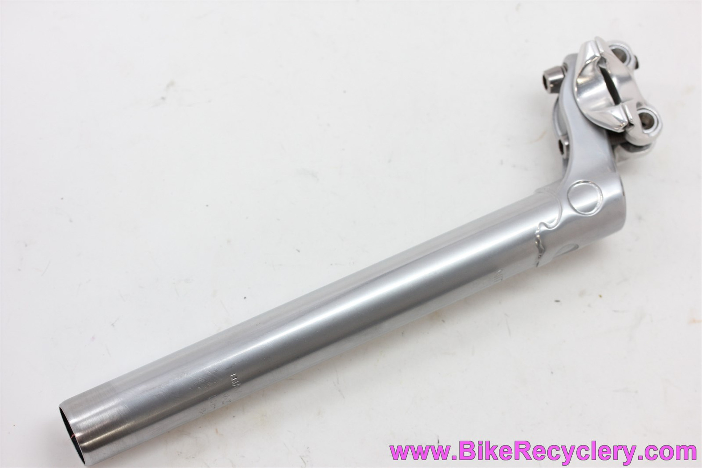 Nitto S84 / LS100 Lugged Seatpost: 27.2mm x 250mm - 40mm Setback