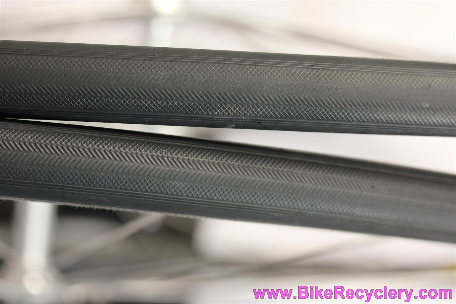 700c Tubular Wheelset: Dura Ace 1st Gen Hubset - Mavic Reflex