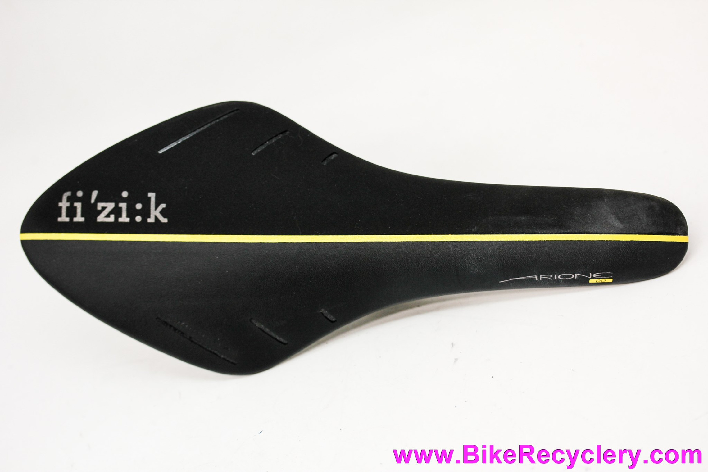 フィジーク ARIONE 00 Amazon.com : Fizik Arione 00,Road Bike Flat Saddle, Black