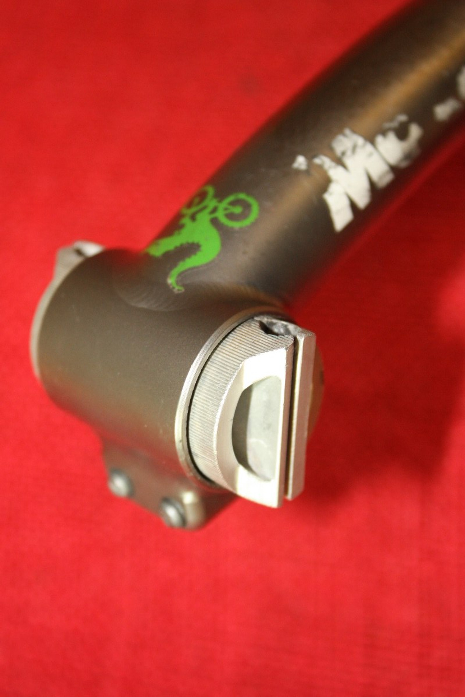 Moots Titanium Seatpost: 27.2mm x 220mm, Layback - Bike Recyclery