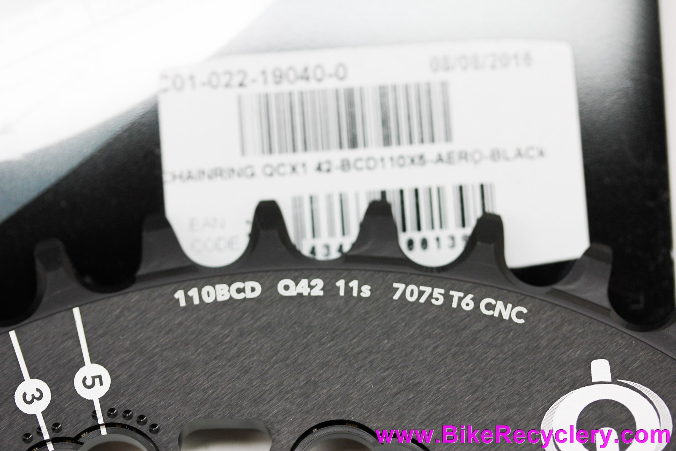 ■ROTOR Q-Ring OVAL SPIDERRING 1× 42T■ □ROTOR Q-Ring OVAL SPIDERRING 1× 42T□ Rotor Q-Ring Outer