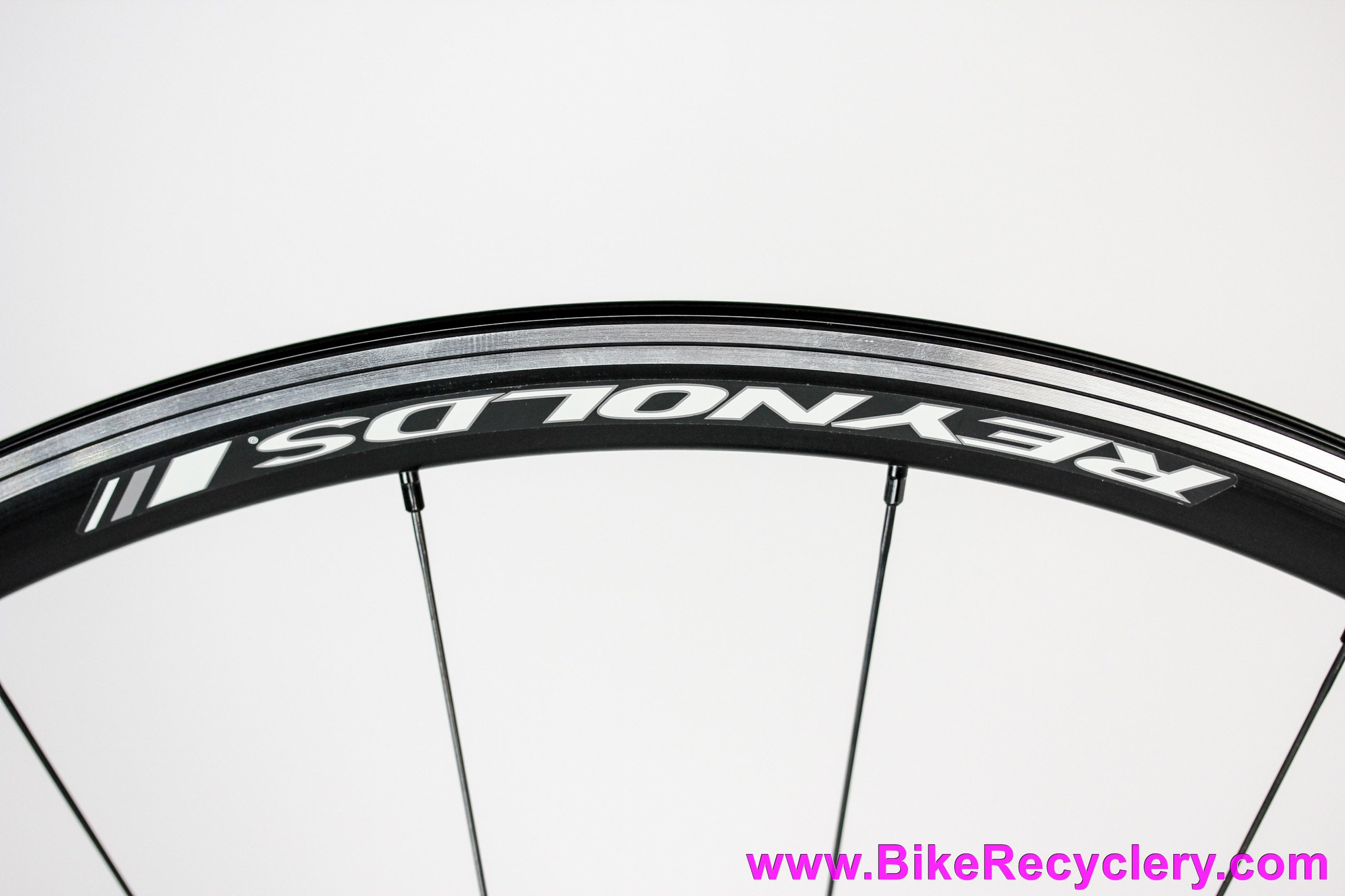 Reynolds Solitude 700c Road Wheelset: 9/10/11s Shimano/SRAM - 24H