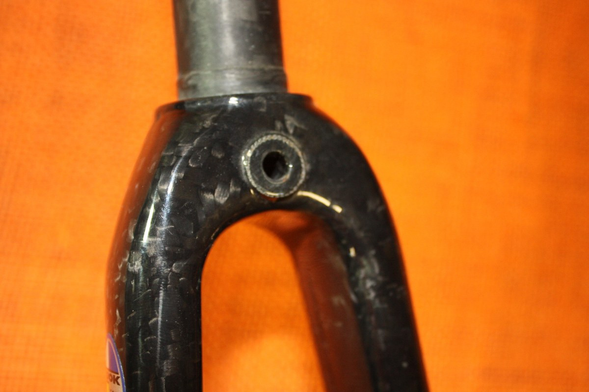 Carbon Fiber Installing Crown Race On Carbon Fork Look HSC-2