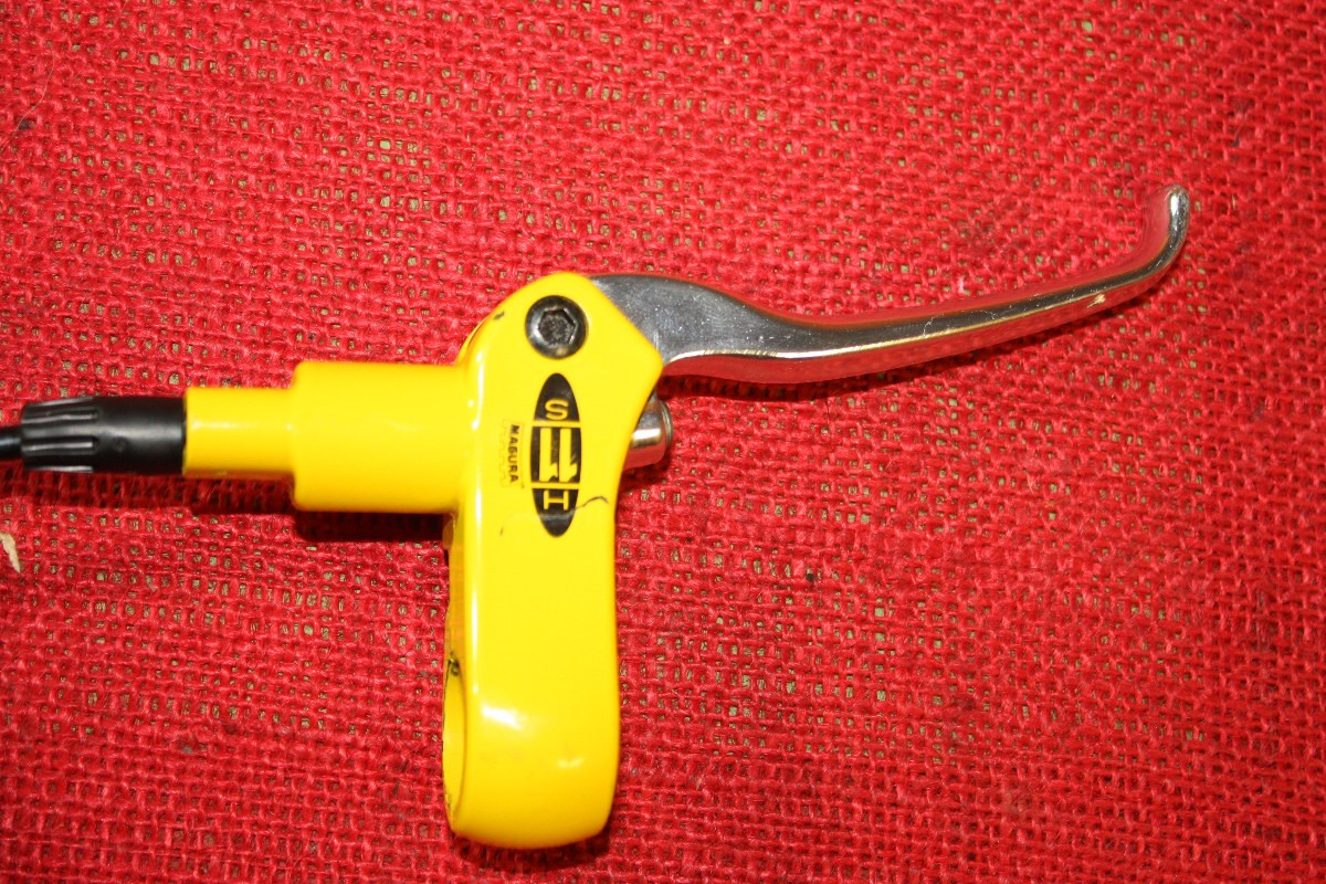 Magura HS11 Hydraulic Rim Brake: Exc, but FOR PARTS ONLY CRACKED LEVER
