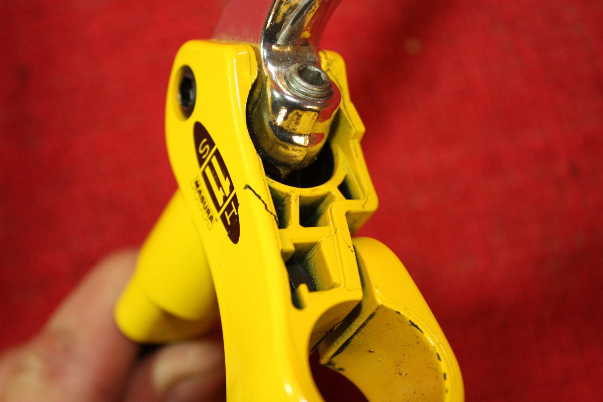 Magura HS11 Hydraulic Rim Brake: Exc, but FOR PARTS ONLY CRACKED LEVER