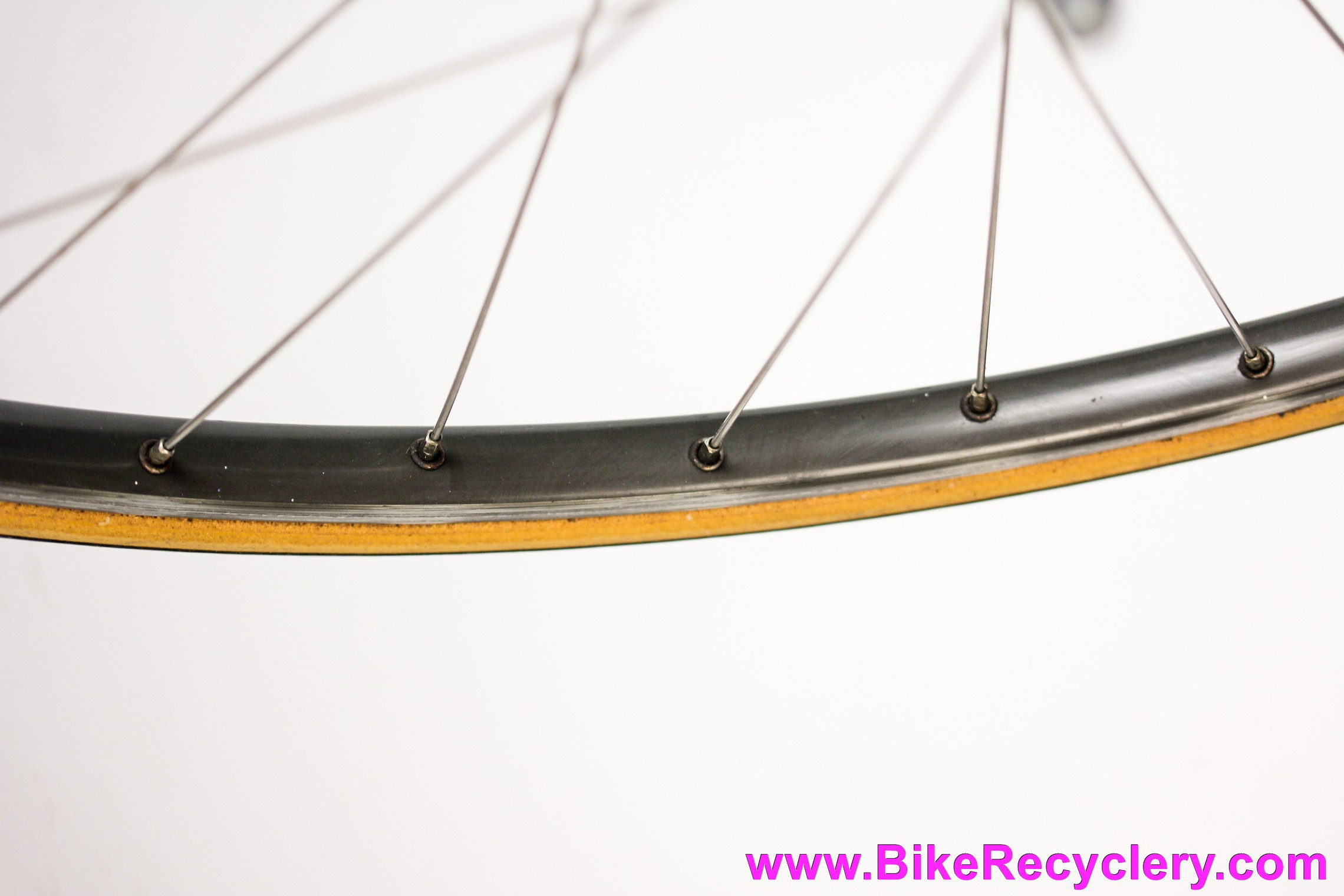 Paire De Jantes Mavic GL 330 650C – 36 Trous, Tubulaires – NOS (New Old Stock)