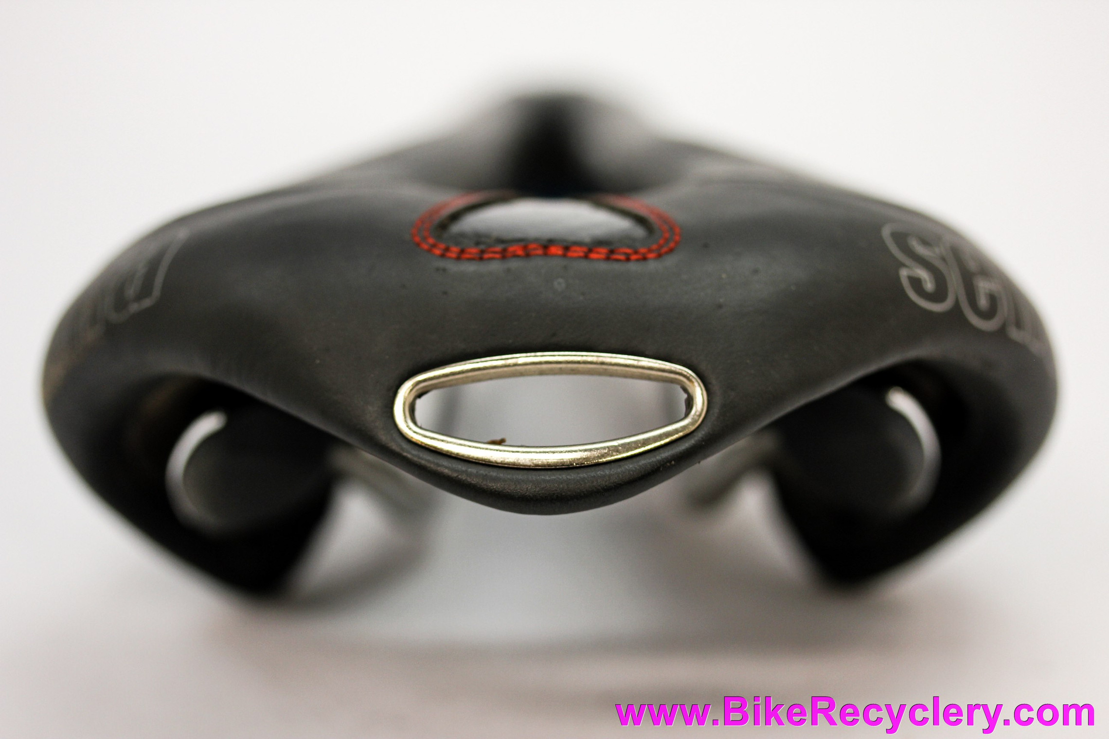 Selle Italia Max Flite Gel Flow Saddle: Vanox - Black