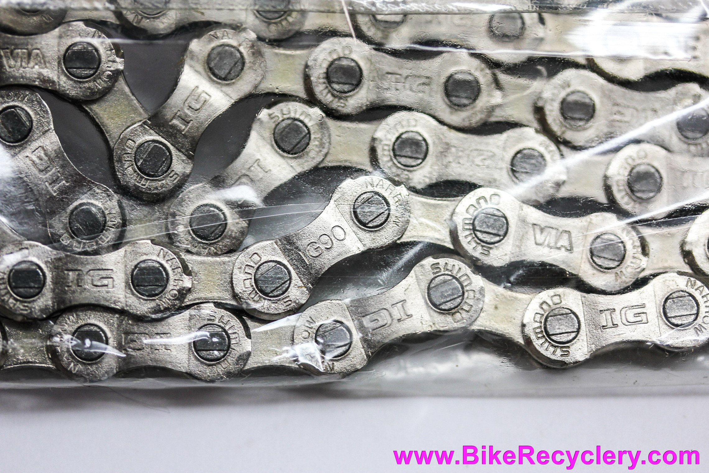 SHIMANO　IGチェーン 「CN-IG90」 新品未使用 NIB/NOS Shimano XTR CN-IG90 Chain: 7/8 Speed - M900 & M950