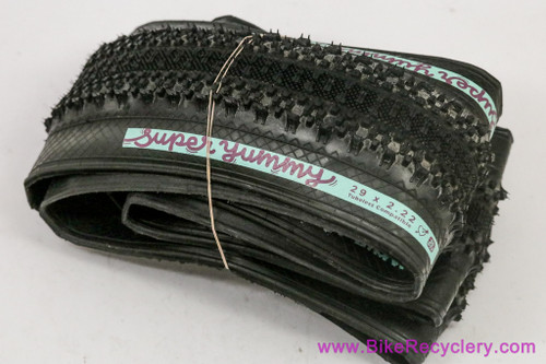 Sim Works Super Yummy 29 x 2.2": Black (New take-off)