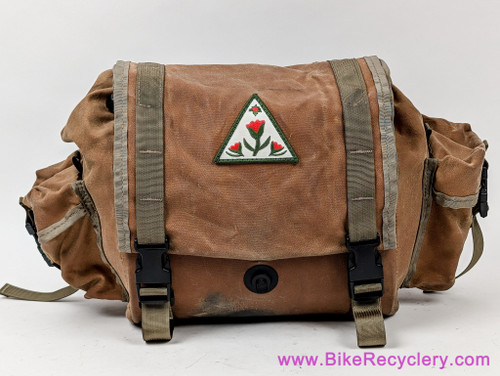 Ron's Bikes Fabio's Chest Small Handlebar Bag: Tan Waxed Canvas (Near Mint)