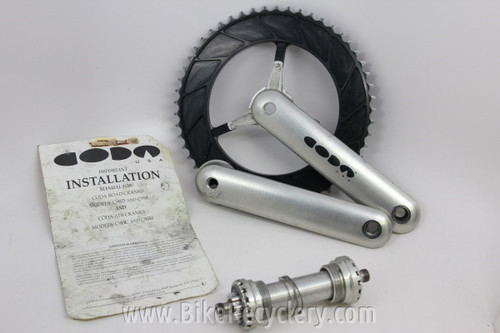 Coda 900 C9RD Magic Motorcycle Crankset & Bottom Bracket: Road Tri-Spoke, 172.5mm, 53/39t