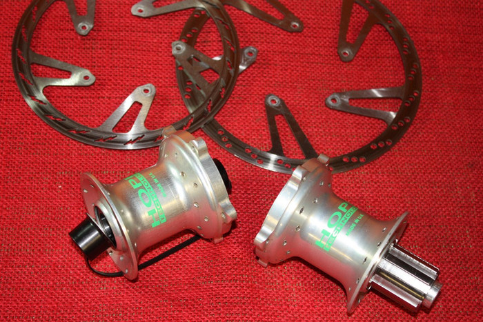 ☆貴重新品! NOS! 90s ☆HOPE ホープ ☆MADE IN UK ☆Big'un Downhill ☆Front ☆32H ☆VINTAGE  OLD部品多数出品中 RARE XTR KING PHIL - パーツ