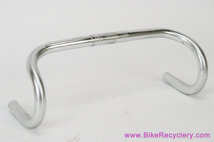 Nitto Noodle Mod. 177 Drop Handlebars: 44cm x 26.0mm - Silver