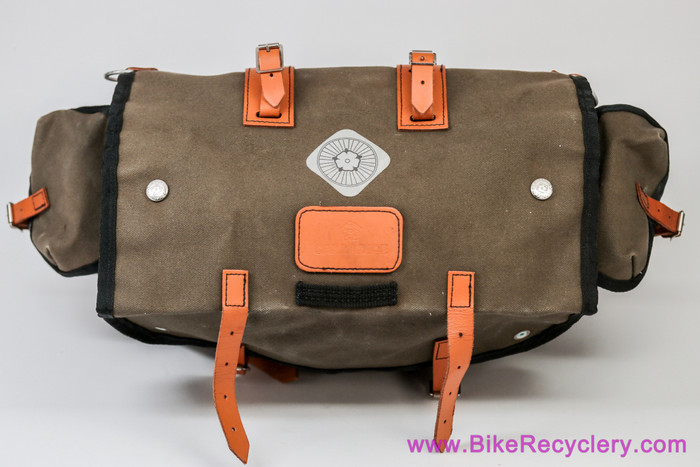 Carradice Nelson LongFlap Saddlebag: 18L - Green Waterproof Canvas
