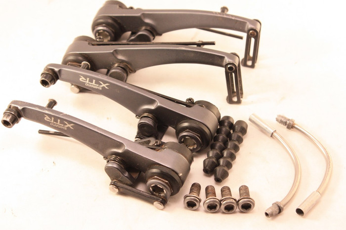 Shimano Deore XTR BR-M951 V-brake Set: